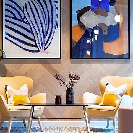 Staycity Centre Hotell 4*