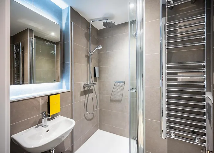 Staycity Centre Hotel