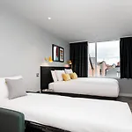 Hotel Staycity Centre 4*